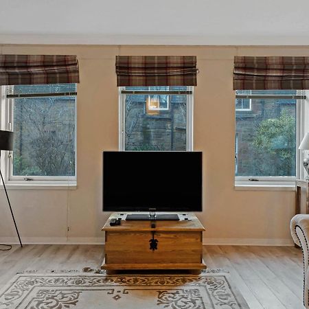 Elegant & Unique Getaway - Spacious 3 Bedroom, 2 Bathroom City Centre Apartment - Free Allocated Parking. Edinburgh Exterior photo