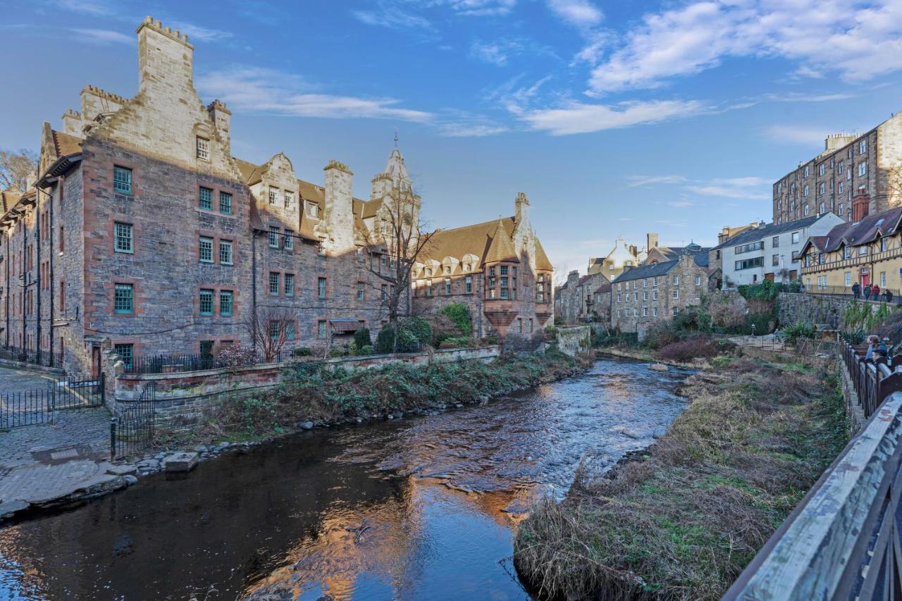Elegant & Unique Getaway - Spacious 3 Bedroom, 2 Bathroom City Centre Apartment - Free Allocated Parking. Edinburgh Exterior photo