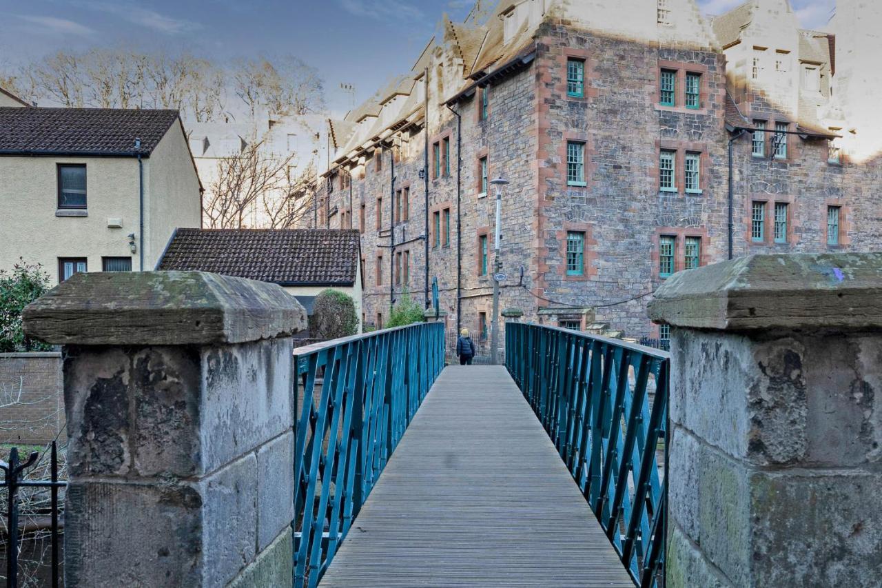Elegant & Unique Getaway - Spacious 3 Bedroom, 2 Bathroom City Centre Apartment - Free Allocated Parking. Edinburgh Exterior photo